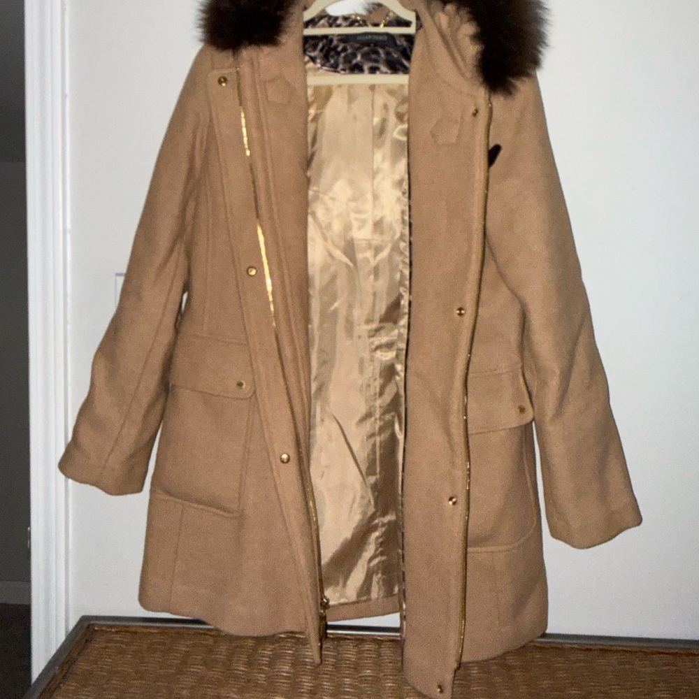 Ellen Tracy Tan Trench Coat with Fur Collar